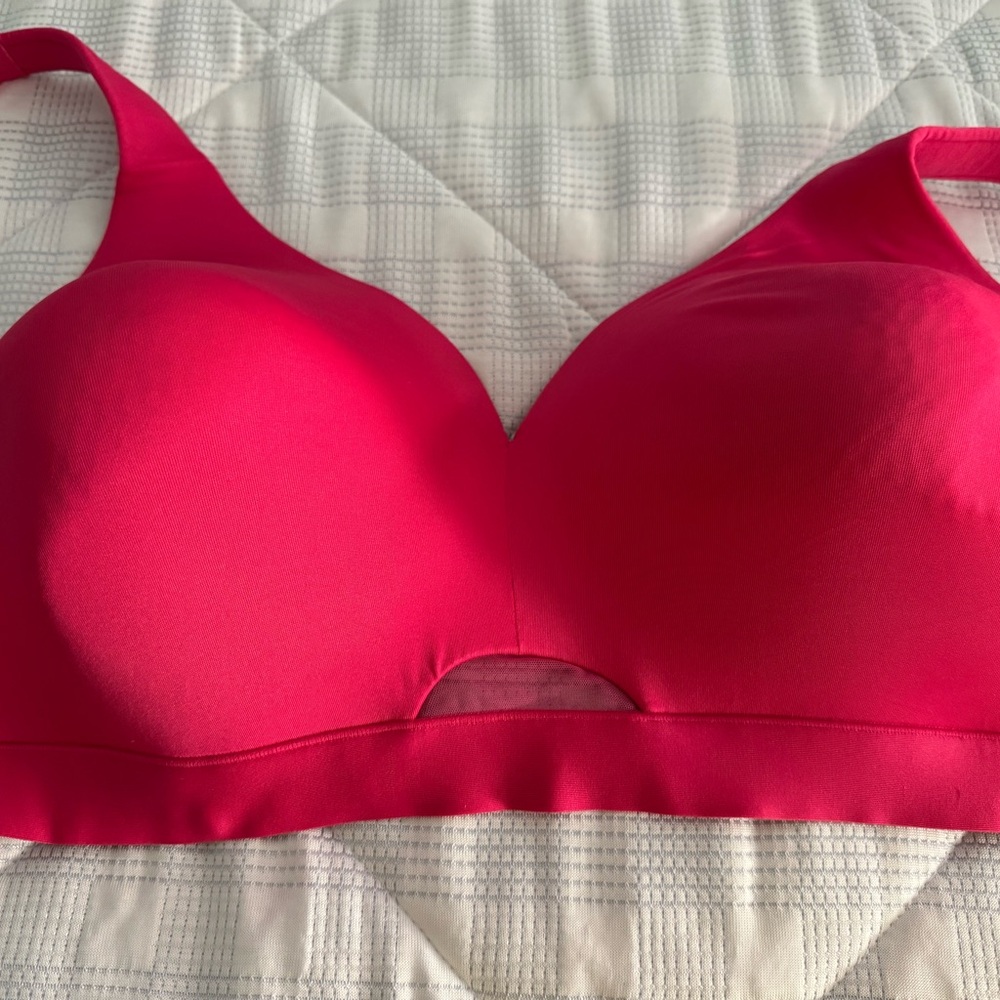 Lot of 7 Cacique Wire Free Bras 46DD - Picture 11 of 16